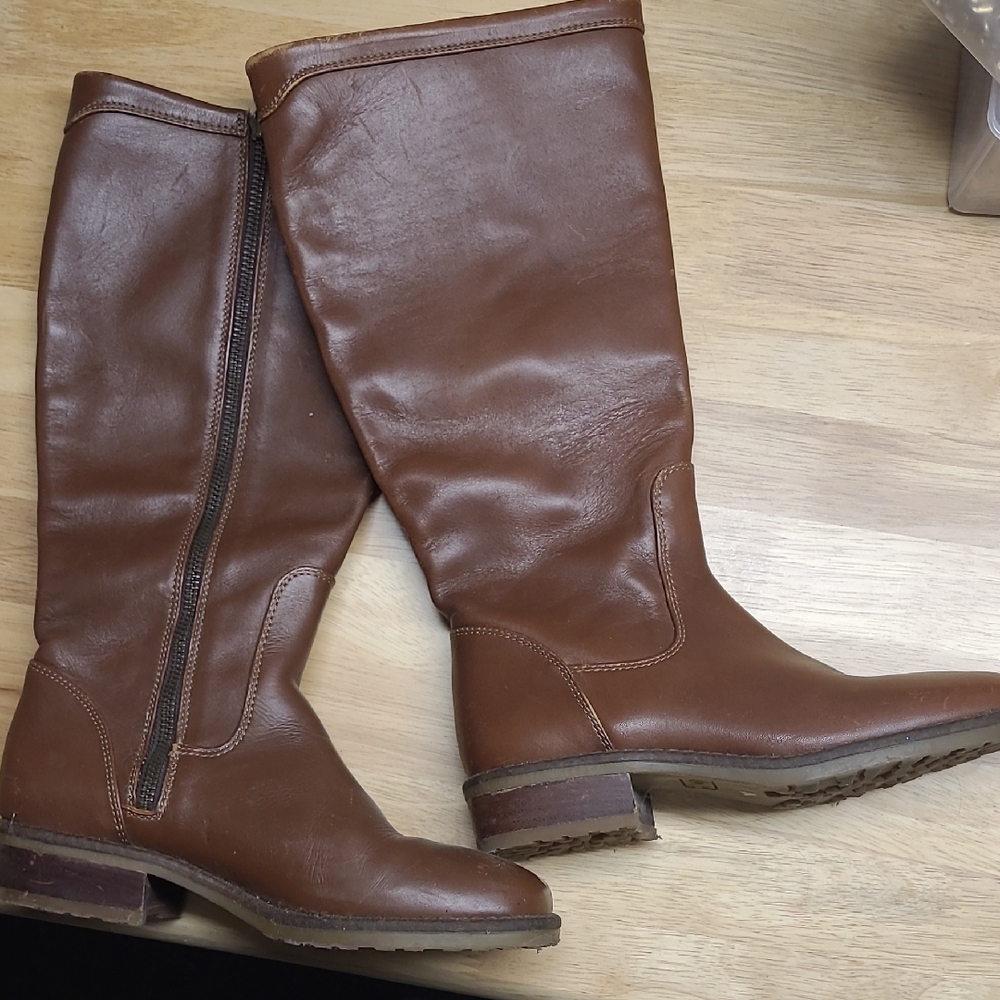 L.L. Bean Chestnut Leather Heeled Boots